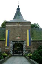 arcen_150x225_205.jpg