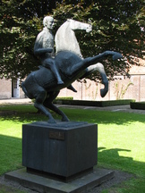 boz_162x216_006.jpg