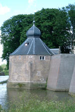 breda_150x225_019.jpg