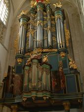 breda_170x227_050.jpg