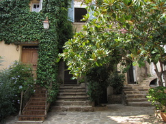 croix_243x182_8211.jpg