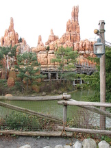 disney_162x216_005.jpg