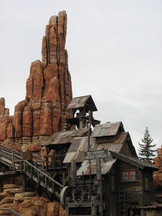 disney_162x216_007.jpg