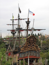 disney_162x216_012.jpg