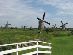 kinderdijk_243x182_7776.jpg