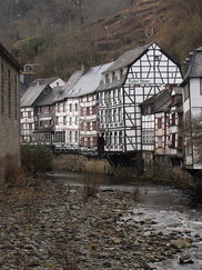 limburg_182x243_9909.jpg