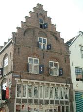 zaltbommel_170x227_129.jpg